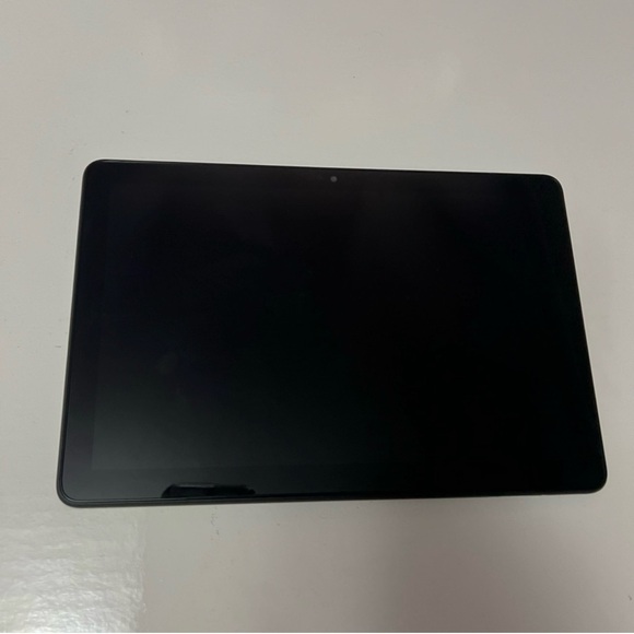 Amazon Fire Tablet 10 - Picture 2 of 5